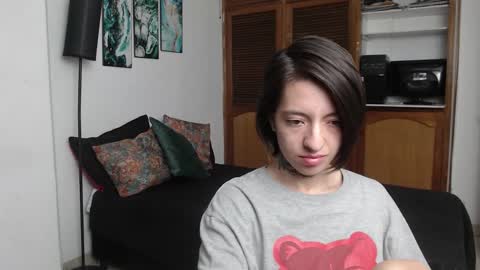alicee_logan_ online show from 01/06/26, 03:32
