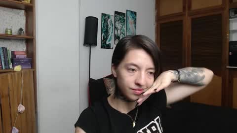 alicee_logan_ online show from 02/08/26, 01:53
