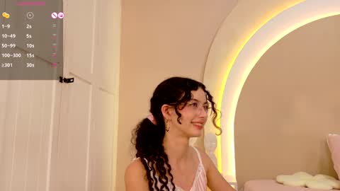 alice online show from 02/11/25, 10:39