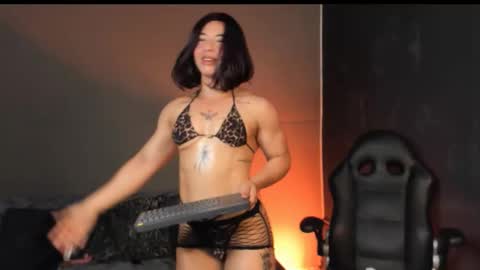 alicefit_212 online show from 11/14/25, 01:21