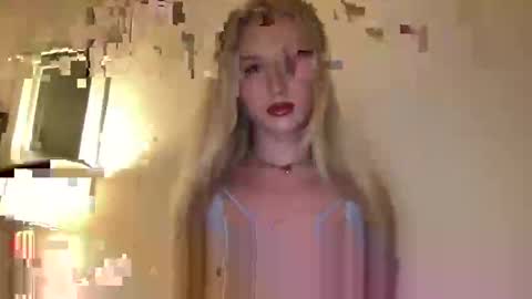 Snapshot of alicegreyyy chatting on 01/09/26, 03:42 Alice online show from 01/09/26, 03:42