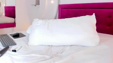 Alice  online show from 12/03/24, 08:16