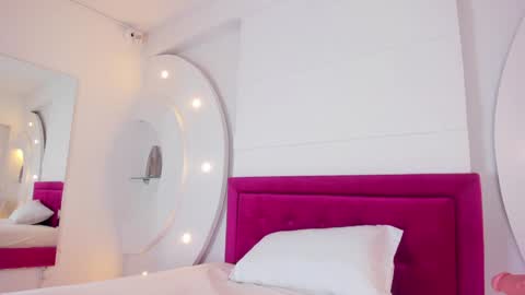 Alice  online show from 01/24/25, 07:41