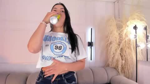 Alice  online show from 04/11/26, 11:42