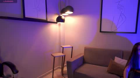 Snapshot of aliceharperx chatting on 10/31/25, 07:48 Alice online show from 10/31/25, 07:48