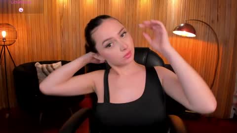 Snapshot of aliceharperx chatting on 05/17/26, 05:09 Alice online show from 05/17/26, 05:09