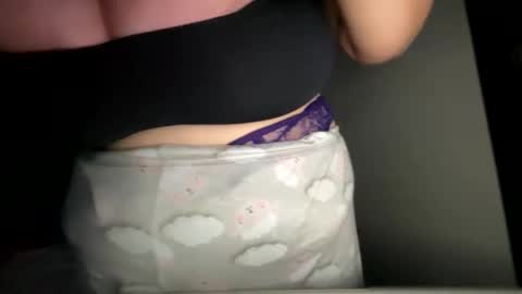 Aliceinboobieland online show from 04/22/26, 01:52