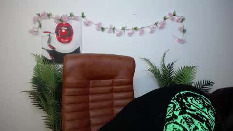 AliceInks online show from 02/07/26, 07:01