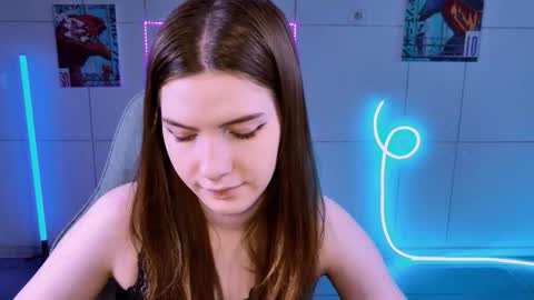 Alice online show from 09/18/25, 05:20