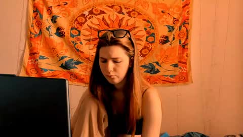 Alice online show from 04/23/26, 05:19