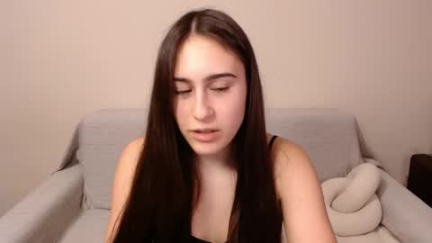 alicekollt online show from 12/31/24, 12:21