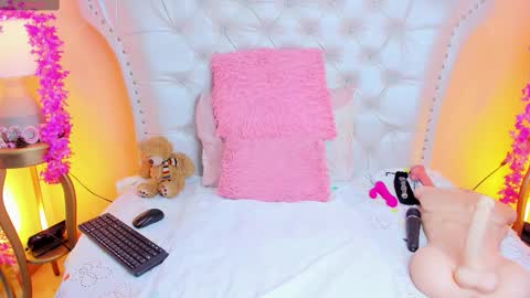 Alice 3 online show from 10/11/25, 12:04