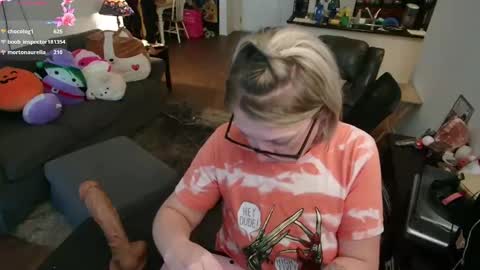 Alice Liddell online show from 10/01/25, 08:15