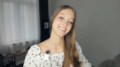 Serena online show from 10/19/25, 08:26