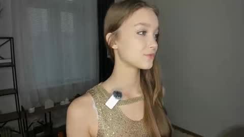 Serena online show from 11/04/25, 08:24