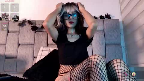 Snapshot of alicenoir_ chatting on 11/05/25, 11:05 alicenoir_ online show from 11/05/25, 11:05