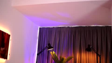 Snapshot of aliceravenx chatting on 01/11/25, 11:23 Alice online show from 01/11/25, 11:23