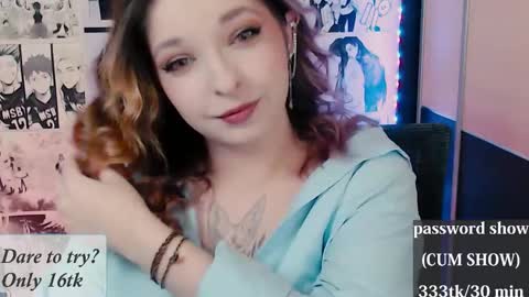 aliceriddle1 online show from 02/18/26, 08:27