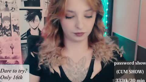 aliceriddle1 online show from 04/13/26, 10:48