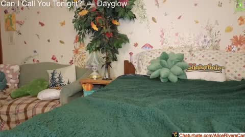 Snapshot of aliceriverscam chatting on 02/06/25, 08:56 Alice Rivers ---- Enter my public Discord- online show from 02/06/25, 08:56