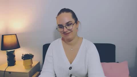 alicesensitive online show from 10/13/25, 10:04