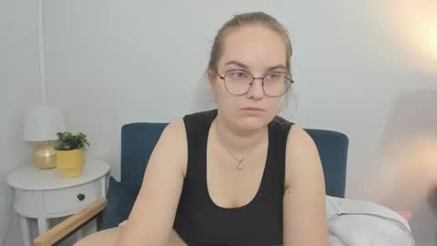 alicesensitive online show from 11/16/25, 11:49