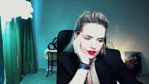 Snapshot of alicesmite chatting on 05/28/26, 11:18 alicesmite online show from 05/28/26, 11:18