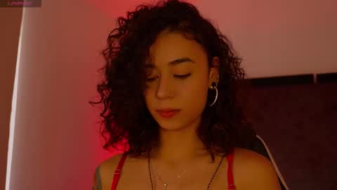 Snapshot of alicestevens_ chatting on 11/26/25, 02:40 Alicestevens online show from 11/26/25, 02:40