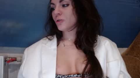 Snapshot of alicetailorrr chatting on 09/13/25, 11:15 AliceTailorrr online show from 09/13/25, 11:15