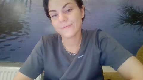 Snapshot of alicetailorrr chatting on 10/29/25, 10:55 AliceTailorrr online show from 10/29/25, 10:55