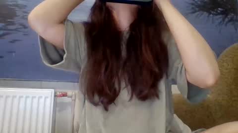 Snapshot of alicetailorrr chatting on 11/03/25, 07:04 AliceTailorrr online show from 11/03/25, 07:04