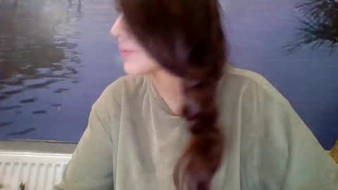 Snapshot of alicetailorrr chatting on 11/06/25, 06:03 AliceTailorrr online show from 11/06/25, 06:03