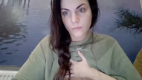 Snapshot of alicetailorrr chatting on 11/20/25, 03:45 AliceTailorrr online show from 11/20/25, 03:45