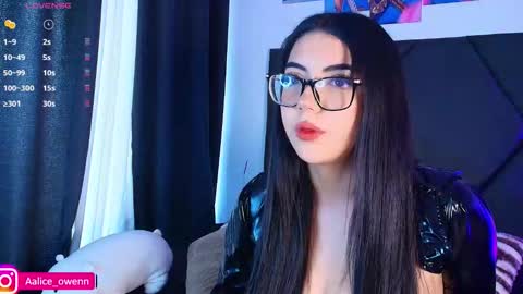 Snapshot of aliceusen chatting on 11/04/25, 09:14 Alice online show from 11/04/25, 09:14