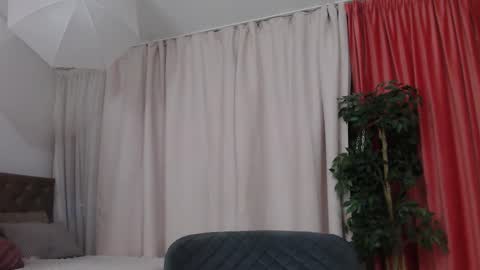 alicewiss online show from 03/23/26, 05:44