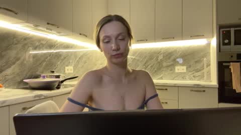 Alice online show from 01/06/25, 09:54