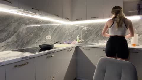 Alice online show from 01/10/25, 07:43