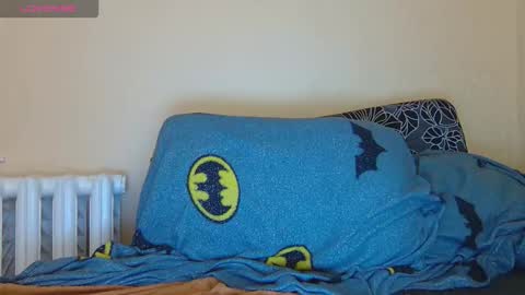 AliceWoolfy online show from 09/08/25, 08:19