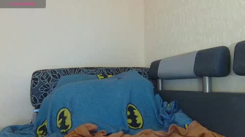 AliceWoolfy online show from 04/23/26, 07:49