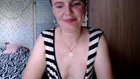 Snapshot of alicexbaby chatting on 07/13/26, 09:34 Alicexbaby online show from 07/13/26, 09:34