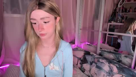 from wonderland online show from 02/27/26, 03:23