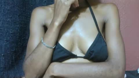 alicia253177 online show from 02/25/25, 05:08