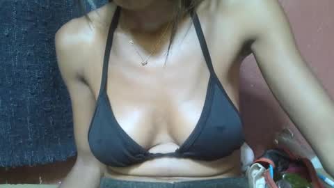 alicia253177 online show from 03/03/25, 06:22