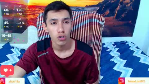 Snapshot of alicia_and_brandon chatting on 02/05/25, 01:26 CATALINA Y ANDRES online show from 02/05/25, 01:26