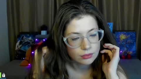 Alicia online show from 02/16/25, 09:27