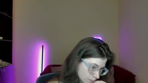 Alicia online show from 03/07/25, 03:49