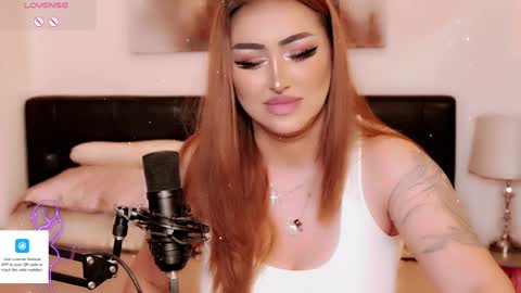 Snapshot of alicia_kitten chatting on 01/24/25, 11:02 Johnny online show from 01/24/25, 11:02