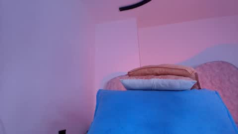 Snapshot of alicia_kyse chatting on 06/08/26, 03:07 Alicia Kyse online show from 06/08/26, 03:07