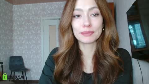 Snapshot of alicia_savory chatting on 12/17/24, 08:45 Alicia online show from 12/17/24, 08:45