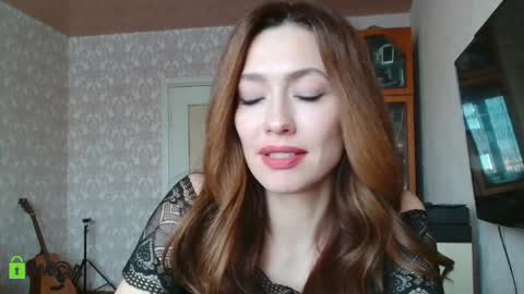 Snapshot of alicia_savory chatting on 12/25/24, 07:57 Alicia online show from 12/25/24, 07:57